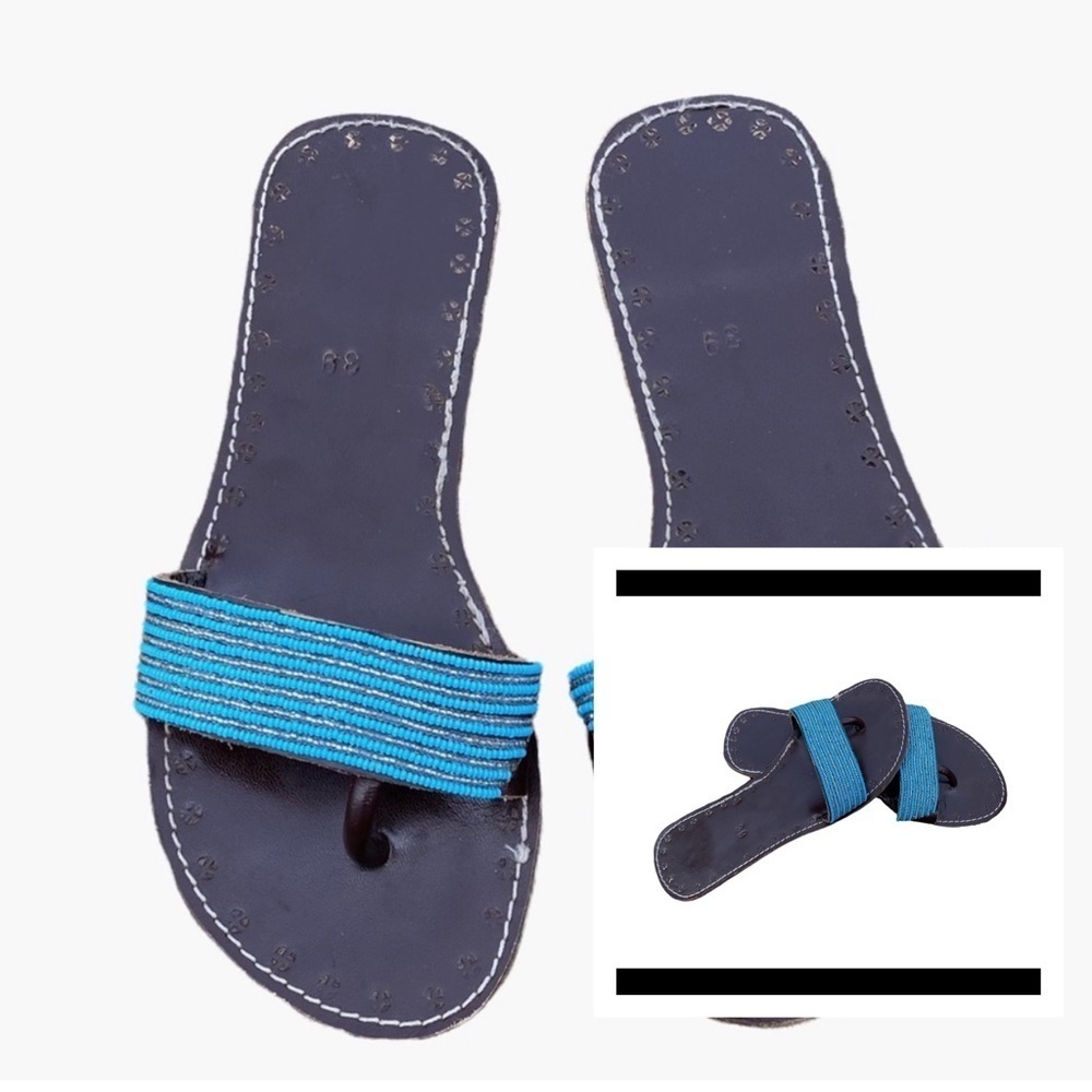 African Beaded Thong Sandals Brilliant Blue Beading Size 39 (US8) Leathe…